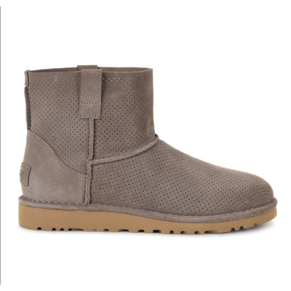 Ugg Classic Unlined Mini Perf Taupe Gray Boot Bootie Sz 9 GS